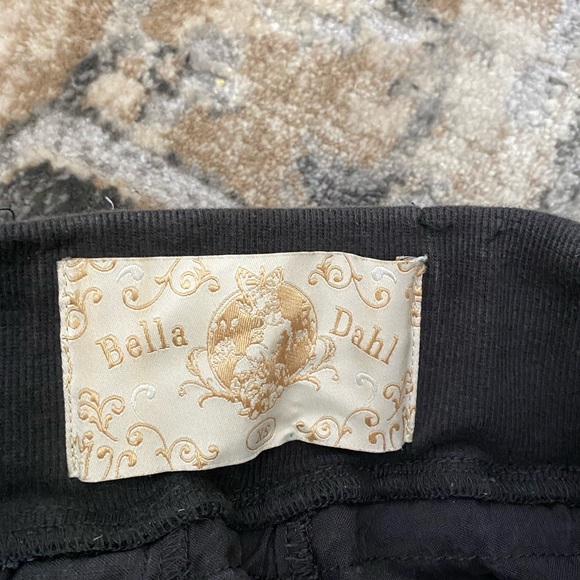 Bella Dahl Jogger - Picture 6 of 8